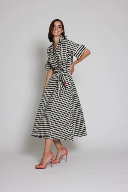 Moskada Hades Black & White Circle Print A-line Occasion Dress